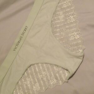 Victoria's Secret size XL Mint colored panties